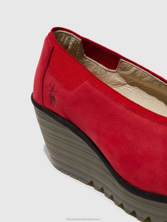 Slip-on Shoes YOZA438 Women V00W625 LIPSTICK RED Fly London